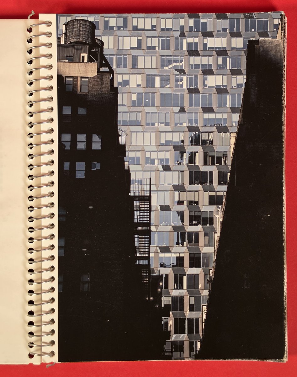 La verticalité : les buildings découpés dans le ciel
